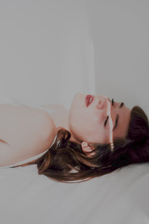 <font color="white">DILDOS</font>