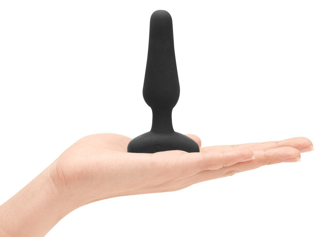 B-Vibe Novice Plug-Black